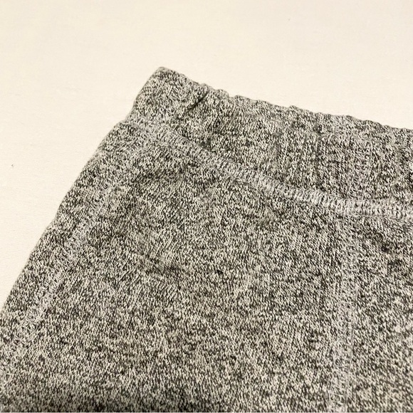 Baby Roots Joggers Size Small 3-6 Months Sweatpants - Picture 4 of 15